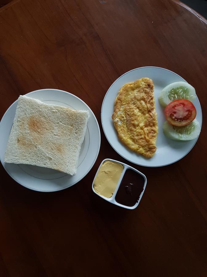 Hotel Kristina Malioboro Yogyakarta Kültér fotó