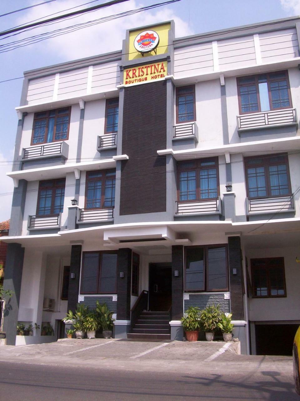 Hotel Kristina Malioboro Yogyakarta Kültér fotó